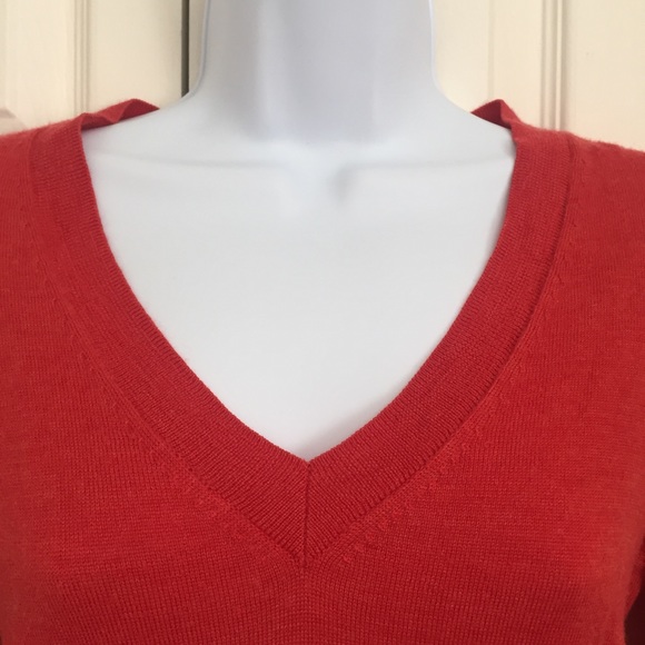 Calvin Klein | Red 100% Merino Wool V-neck Sweater - Picture 4 of 6